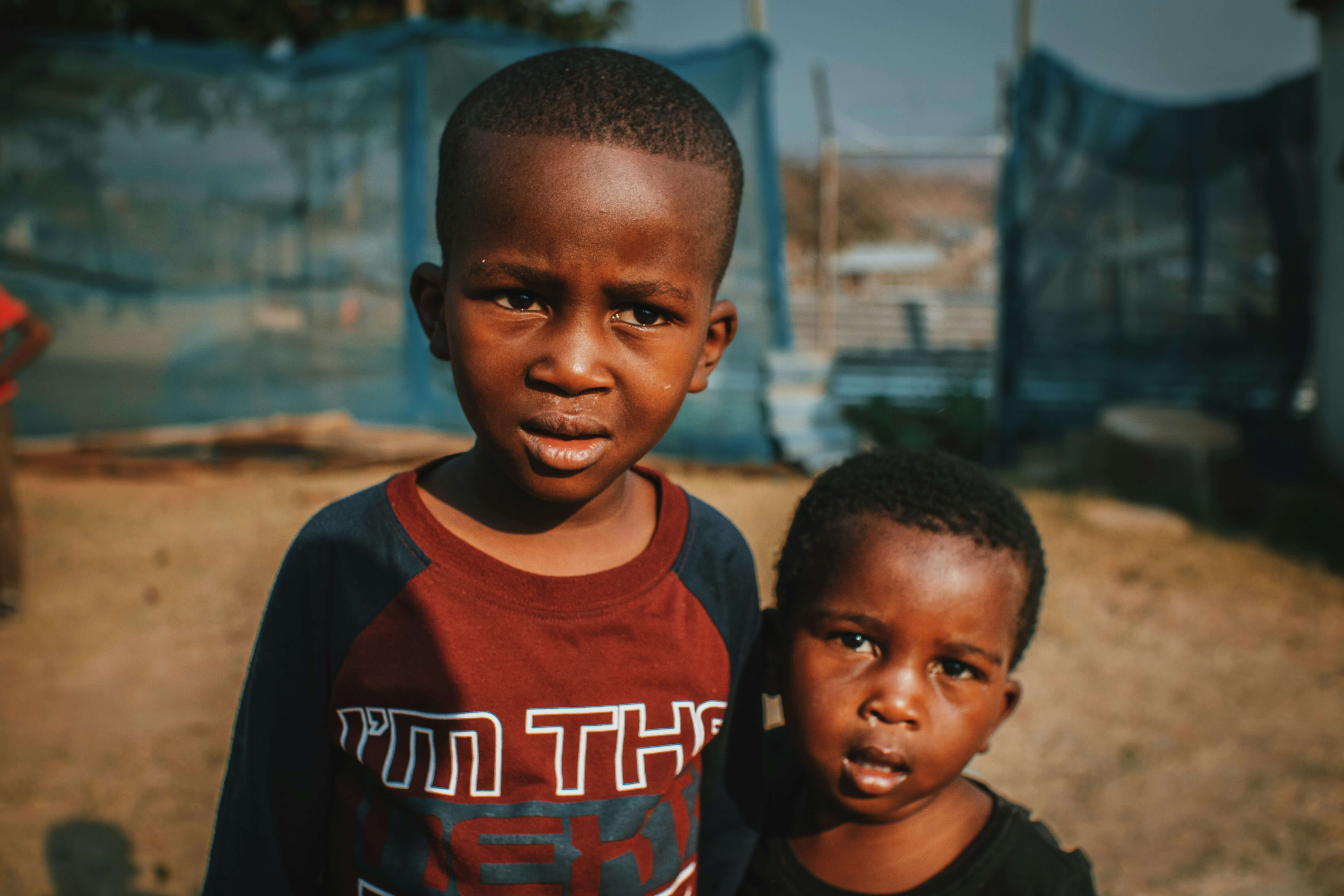 Side of walnut card tray with card groove and recessed card area.